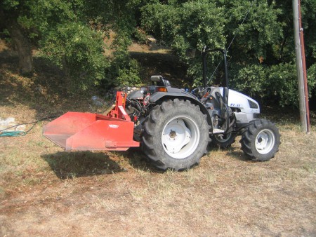 6 Bilder zu "Maschinen" - Traktor mit Hochkippschaufel
