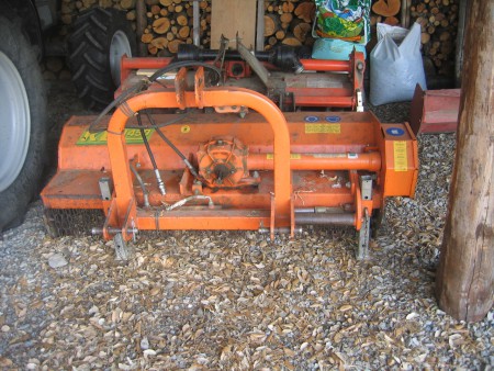 Mulchmaschine und Fräse